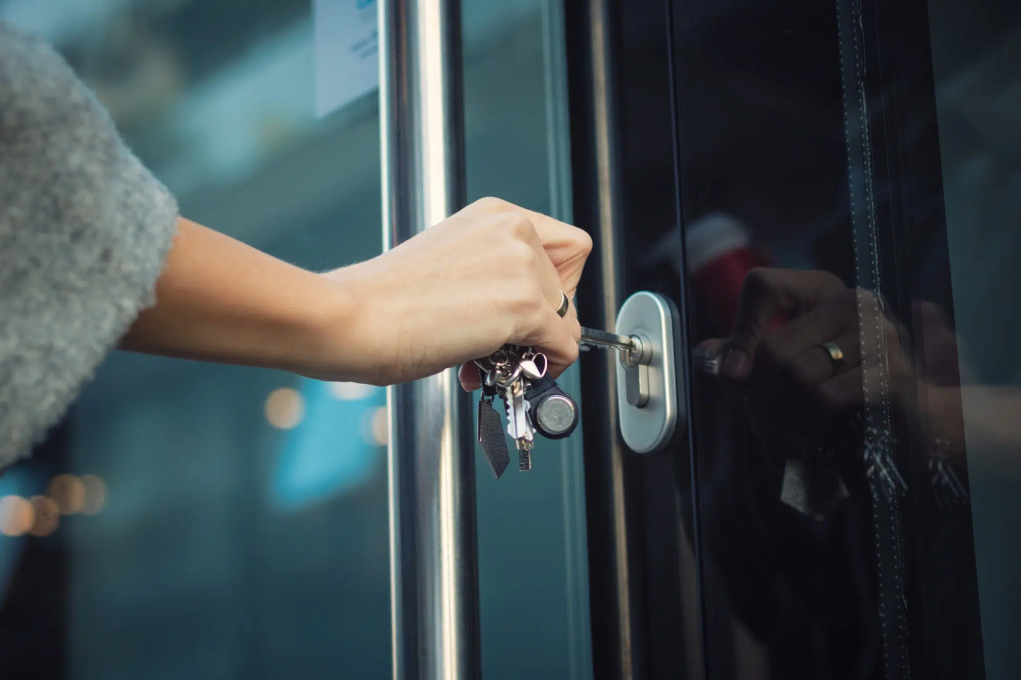 commercial rekeying locksmith